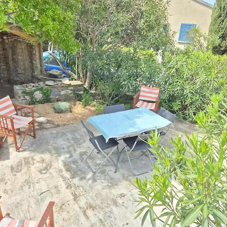 Hébergement de vacances Maison De Charme Au Coeur Du Village