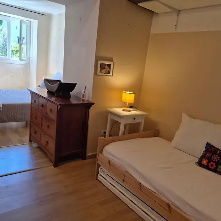 Maison De Charme Au Coeur Du Village Hébergement de vacances *